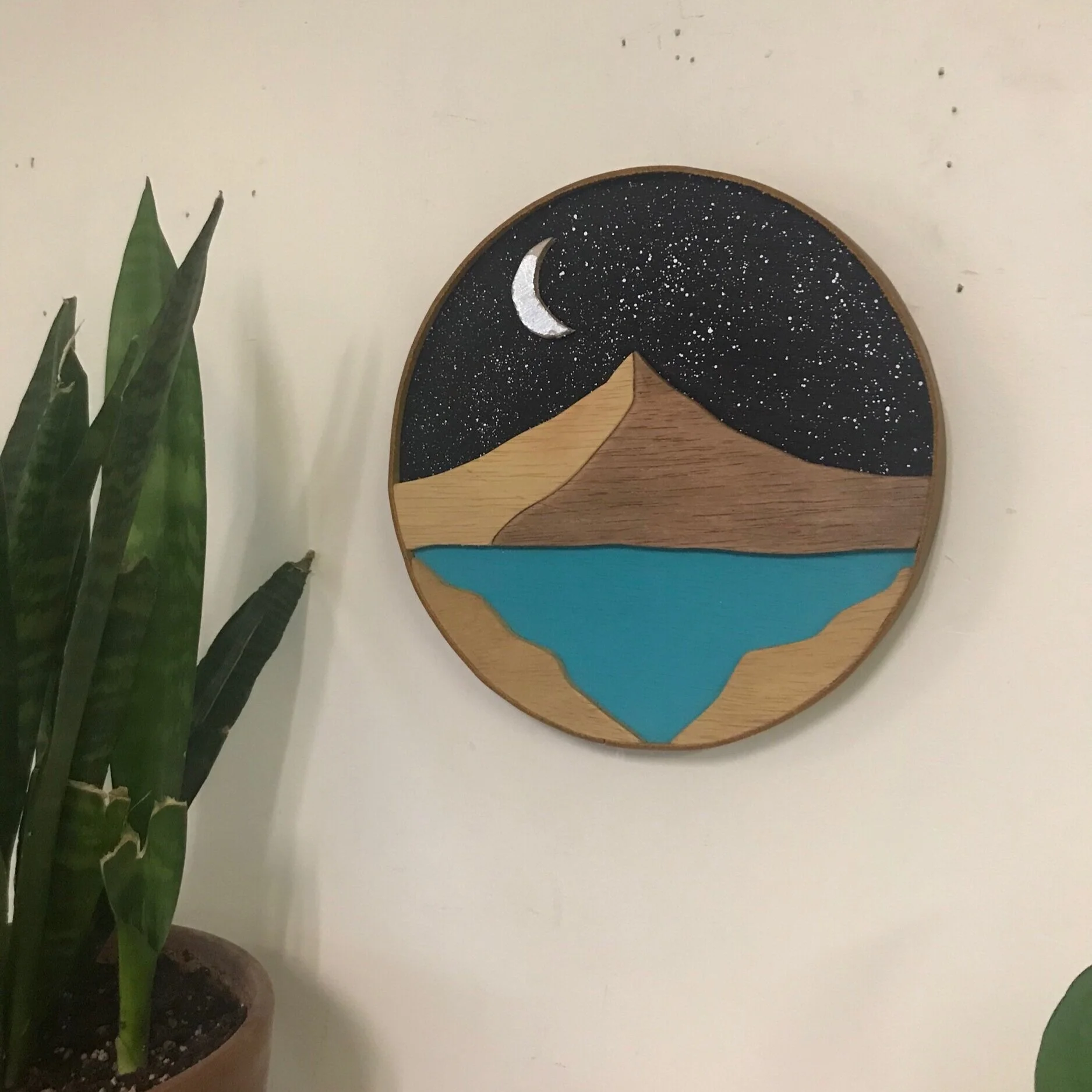 3152C29D-81F9-4AE1-9005-71727F5AE259