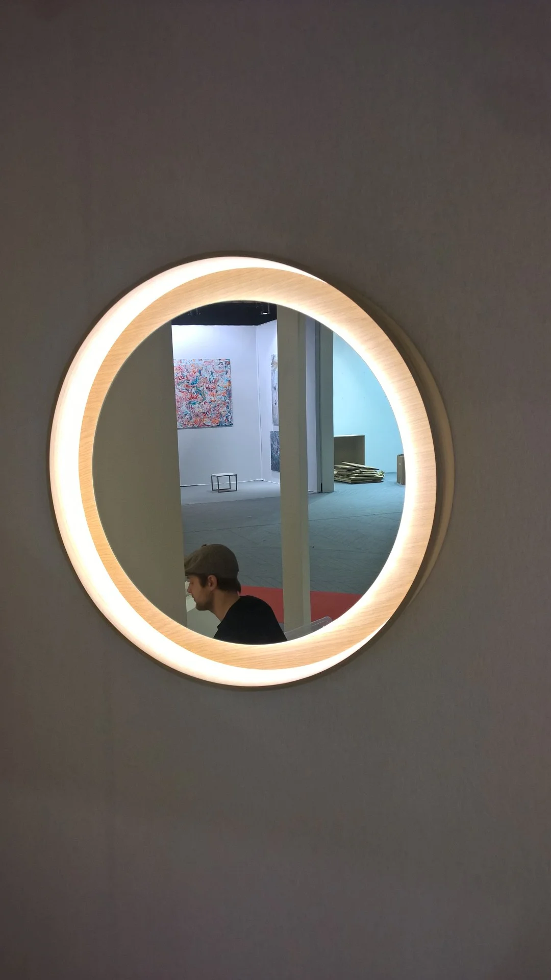 KjartanOskarsson-HALOMIRROR-oak.jpg
