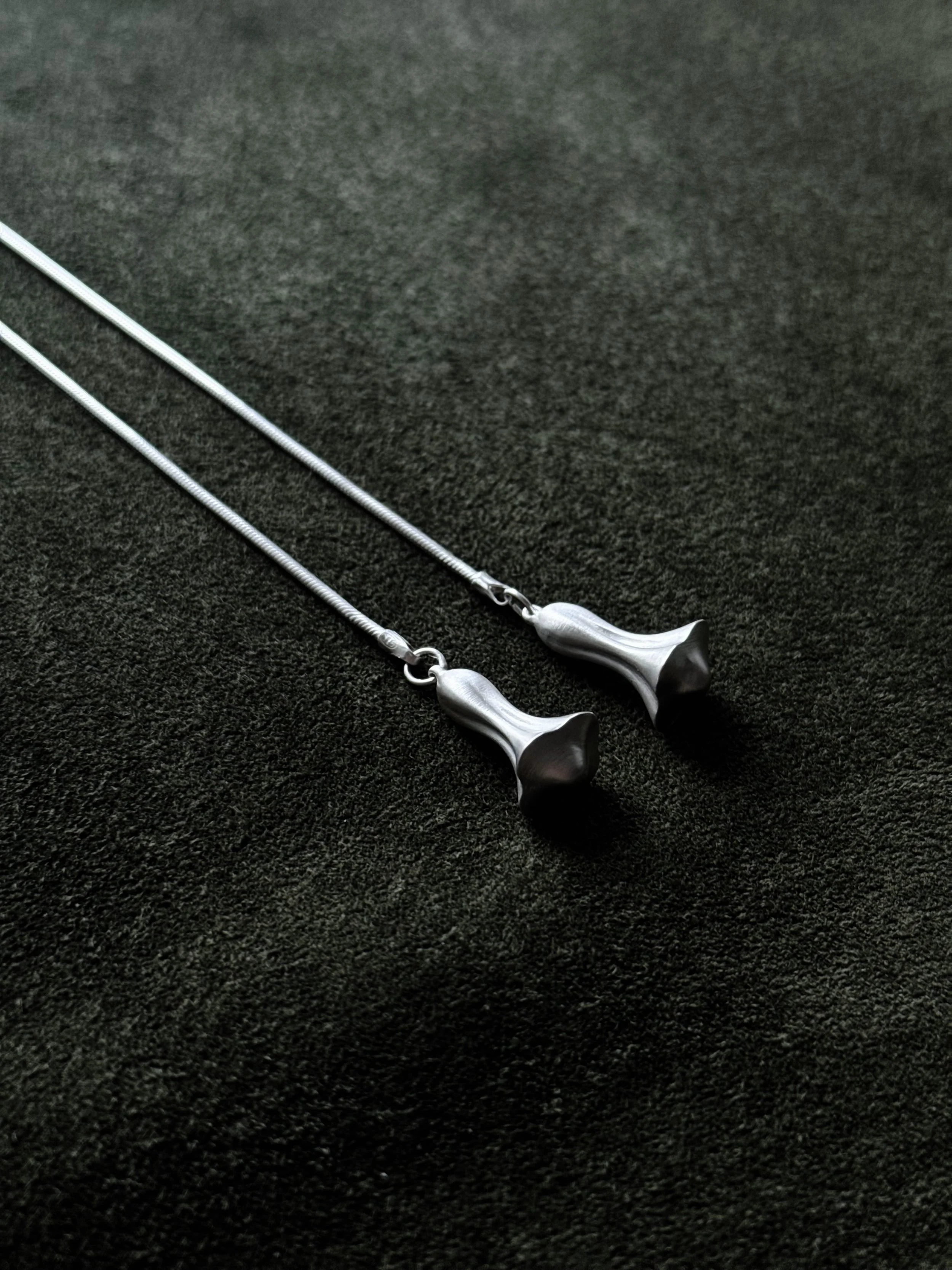 Elsewear_Jade Bolo Tie_4.jpeg
