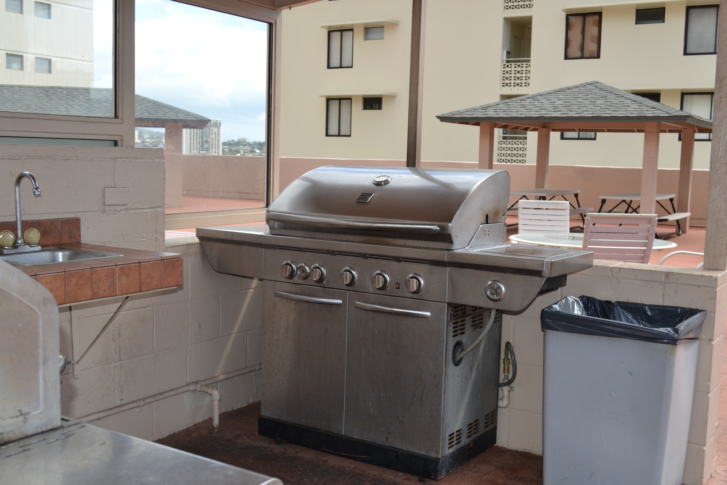 BBQ & Dining Area