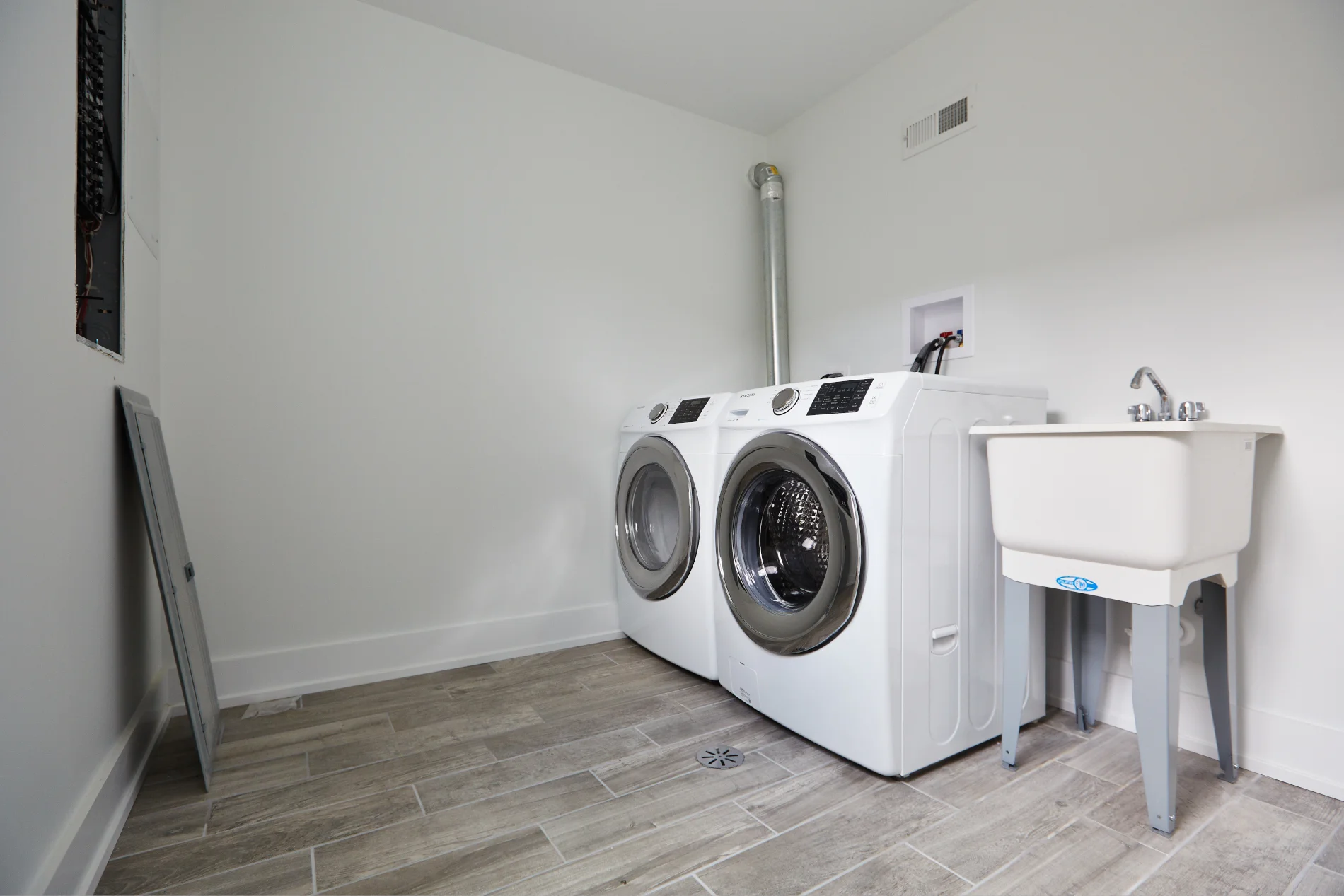 Diversey_Utilities_3505.jpg