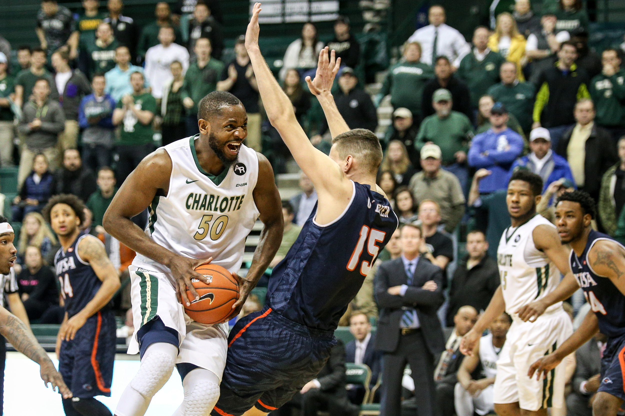 Basketball vs UTSA - Benjamin Robson -0707.jpg