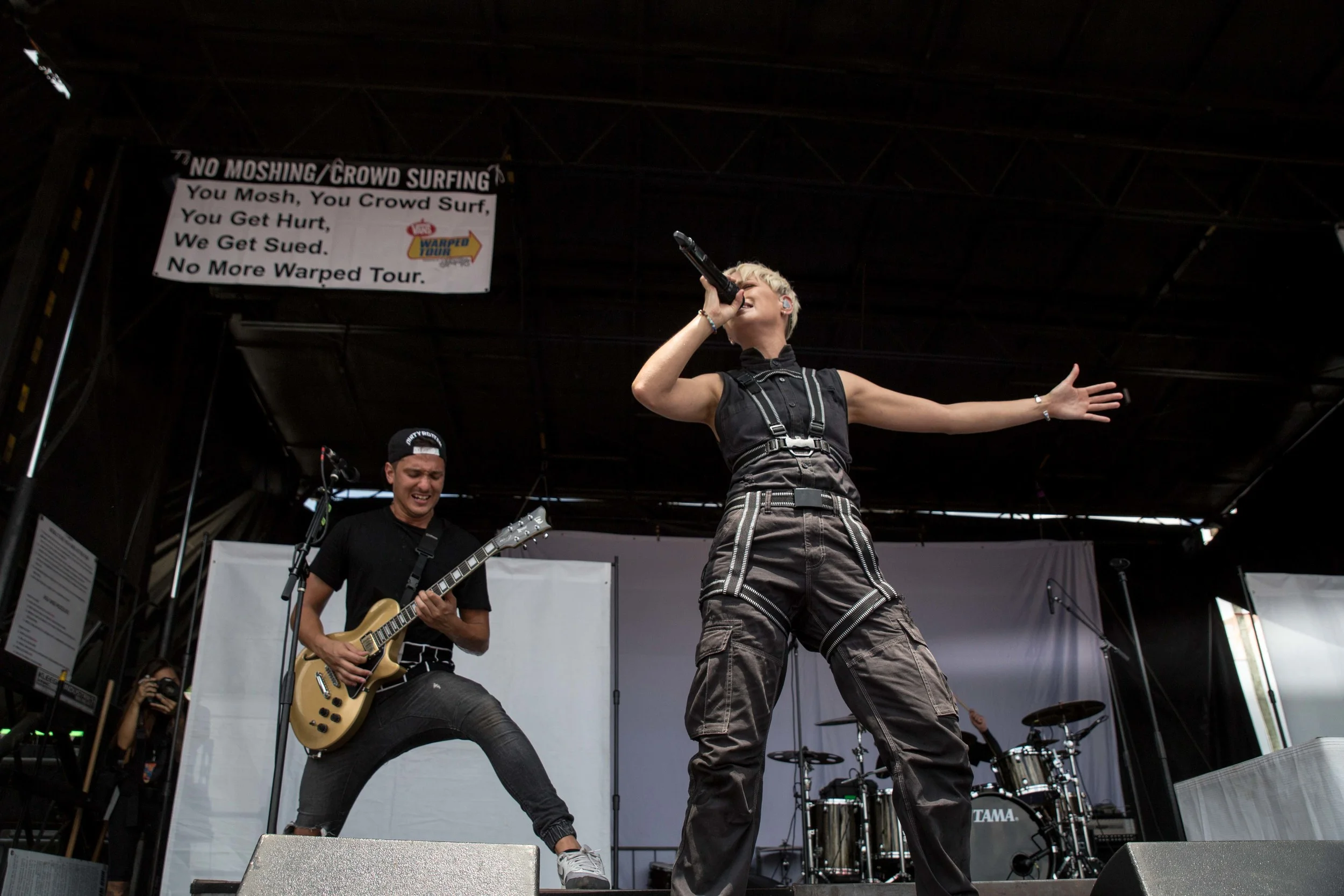 Tonight Alive - Warped Tour 2016 - Benjamin Robson -8675.jpg