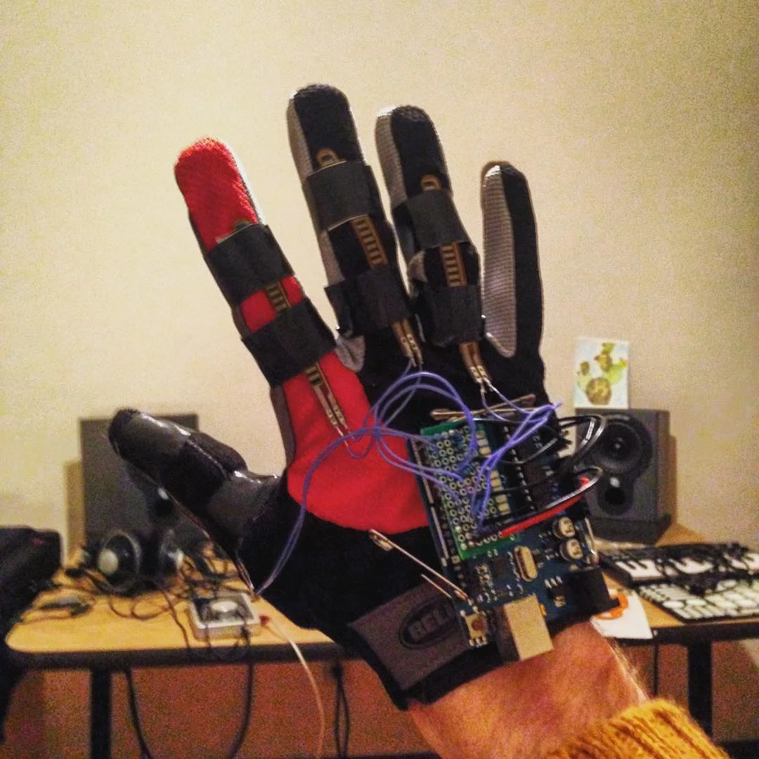 SAM data glove prototype - flex sensors only