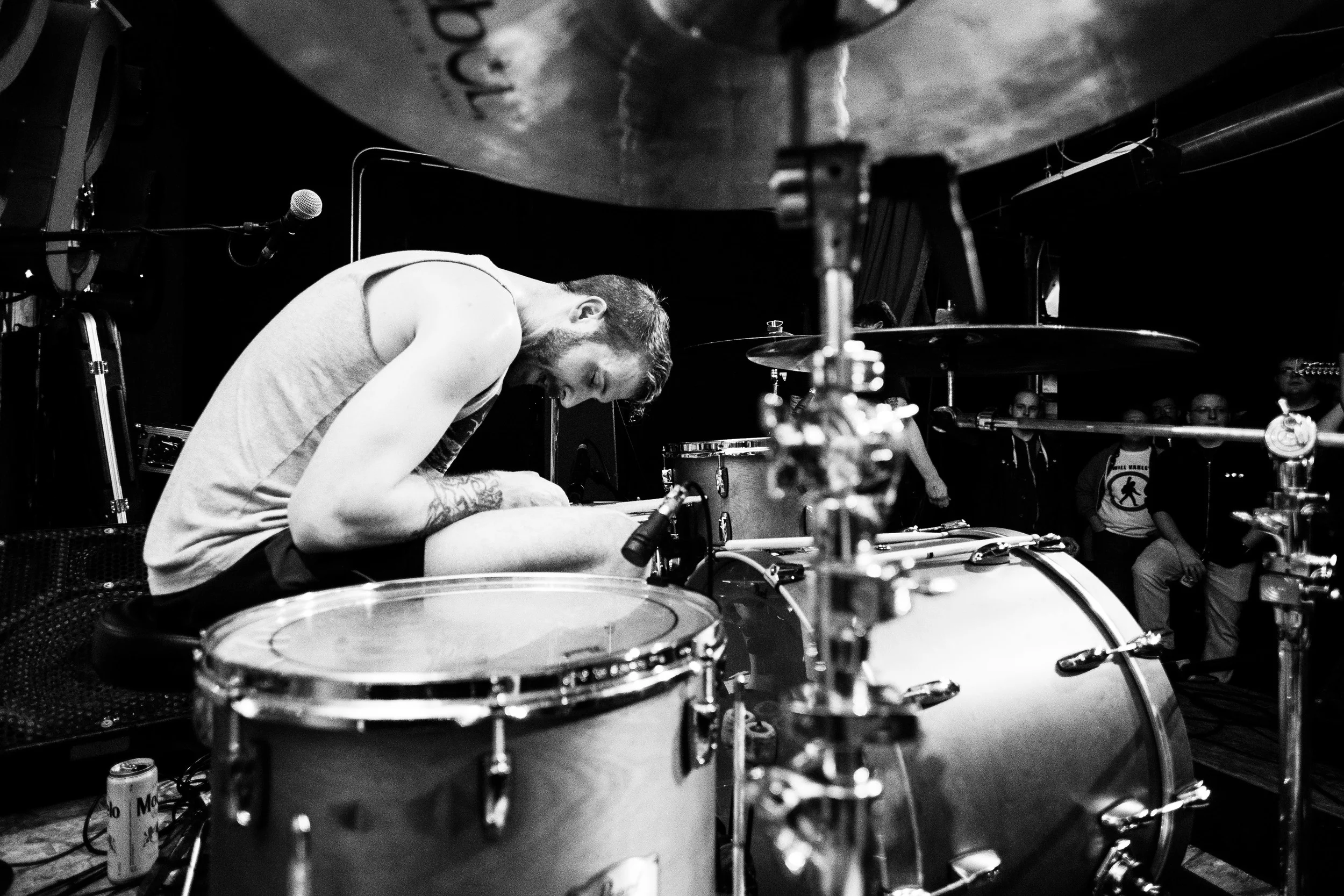 Steve Gibson takes a deep breath in between songs at Mahall's in Cleveland, Ohio, Thursday, April 7, 2016.