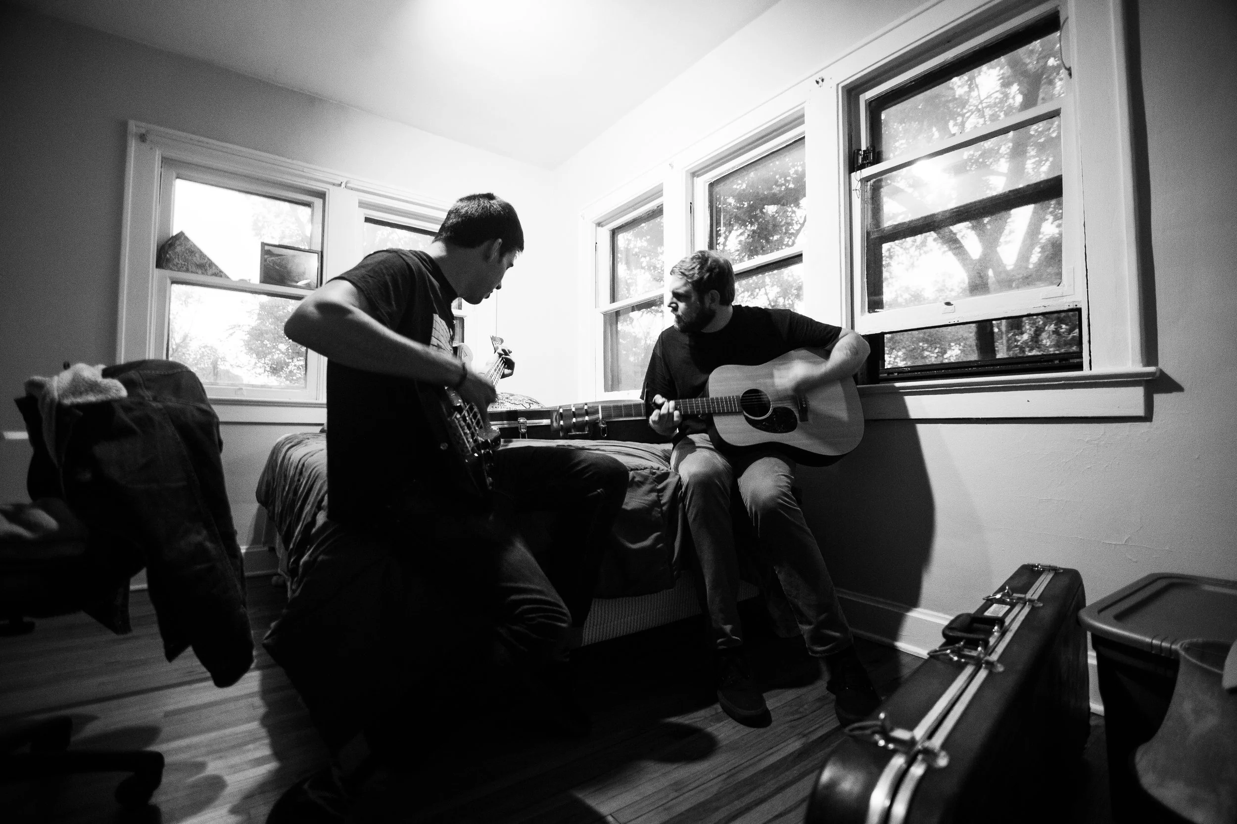 Max and Matt Aborgast of The Gunshy go over songs that they'd be playing for the tour. Signals Midwest met up with our touring friends The Gunshy. Max had to fill in on bass with them for the remainder of the tour each night. 