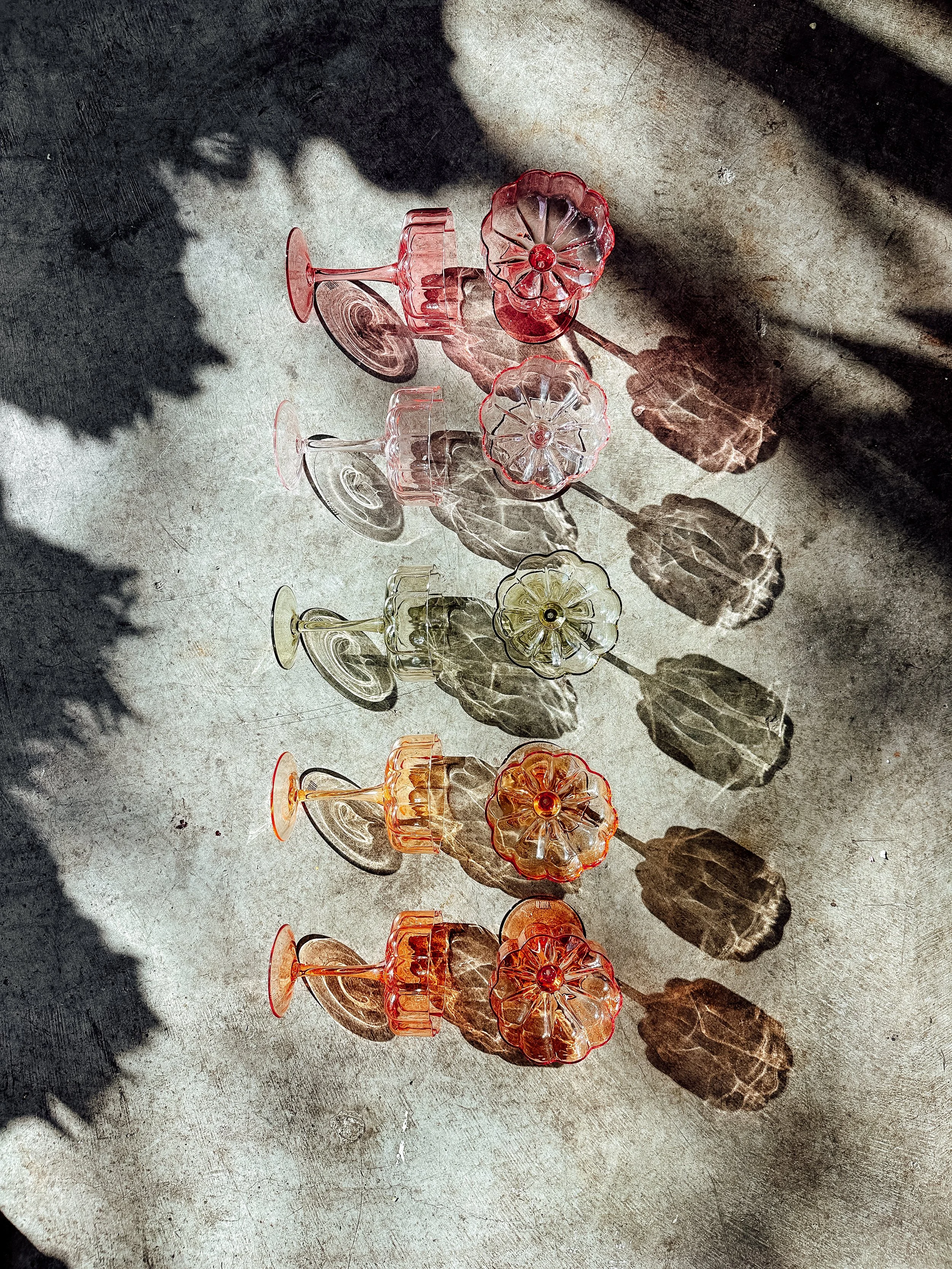 Vintage-Inspired Flower Petal Coups