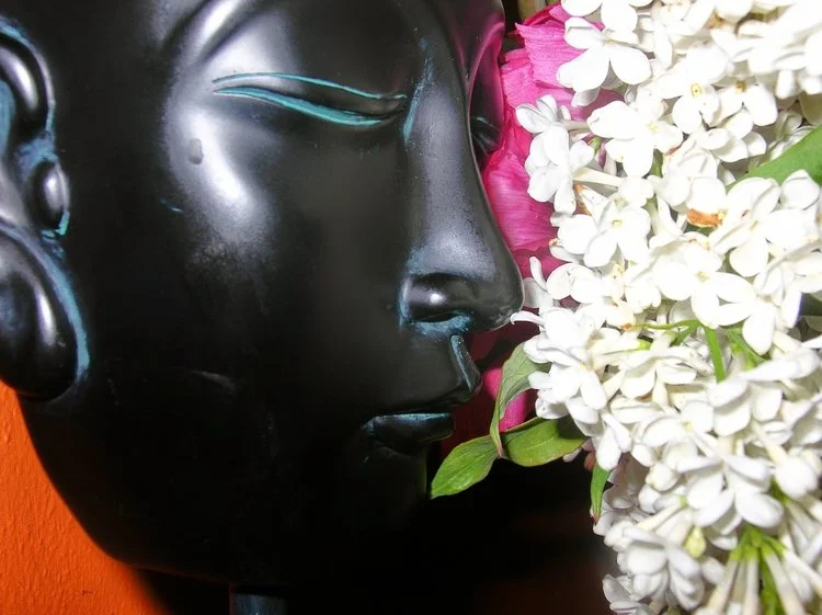 darjeeling & lemon scones, and ice cream in the garden