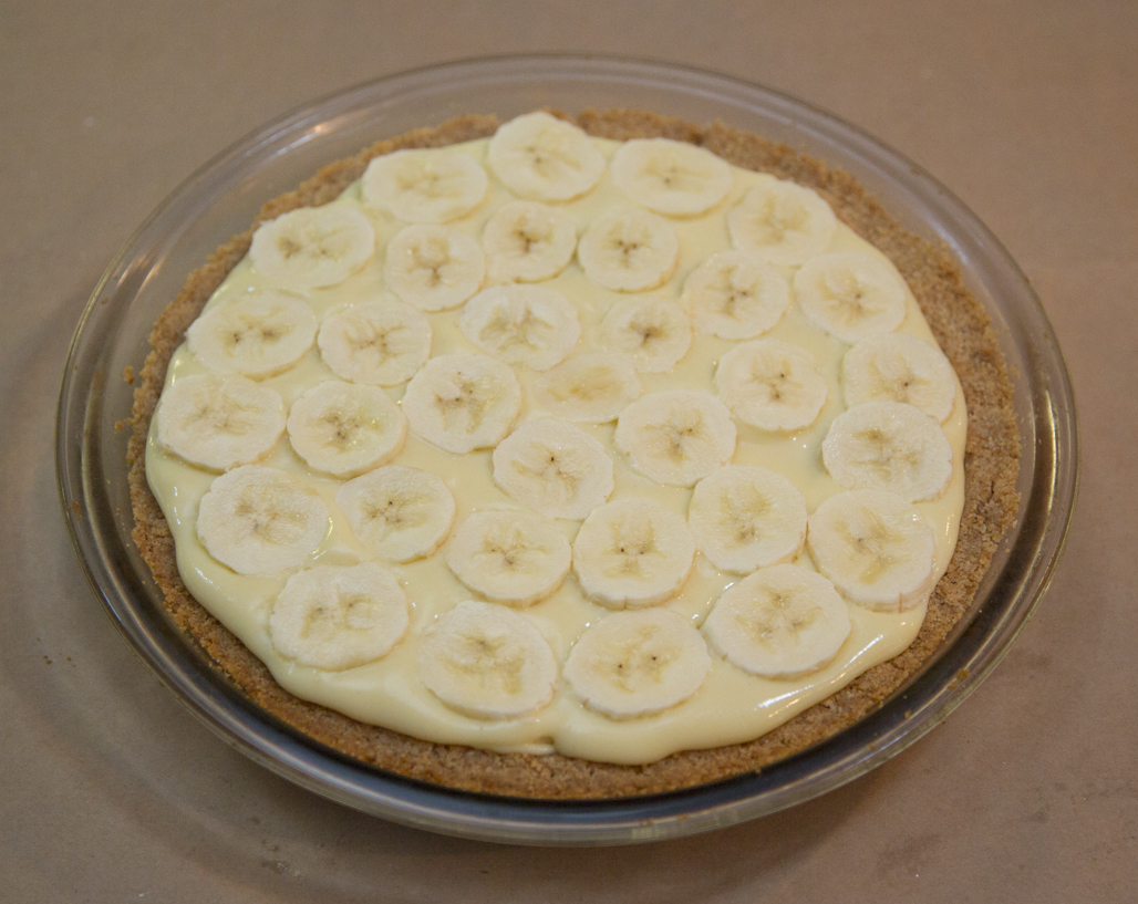 Another layer of bananas...repeat until your pie is filled.