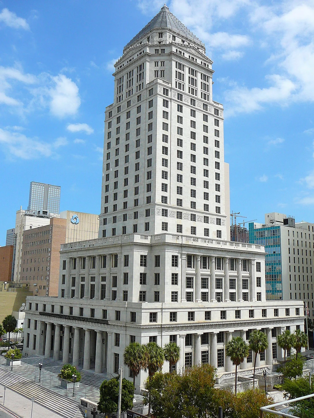 1200px-Dadecountycourthouse.jpg