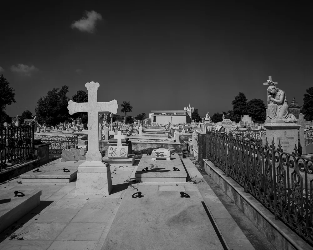 Cementario De Cristobal Colon