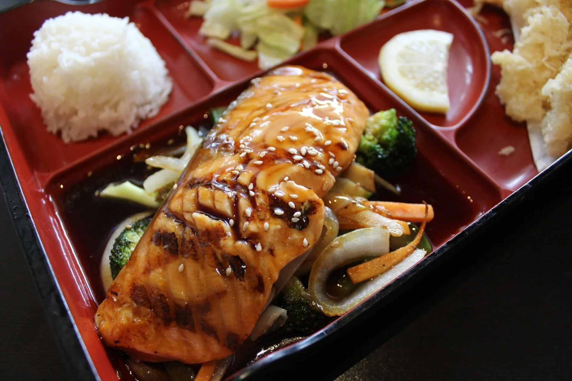 Salmon+zoom.jpg