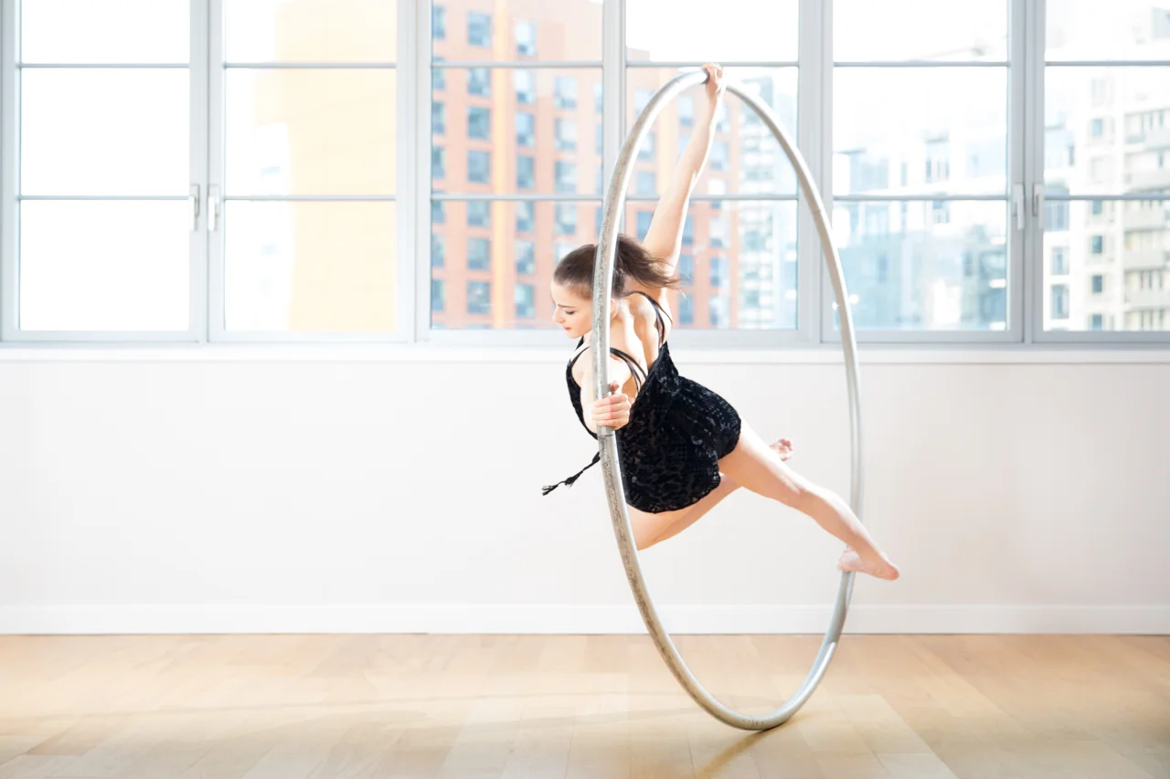 Rachel Salzman - Cyr Wheel