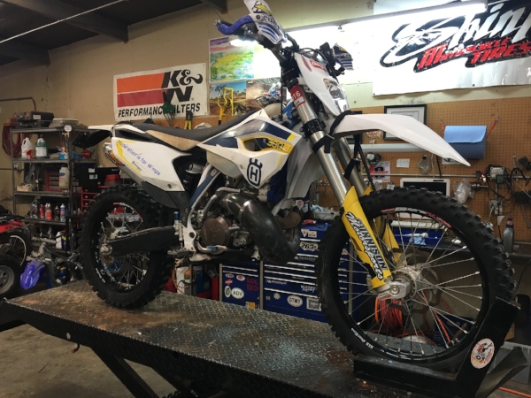 The bike! A Husqvarna TE300 with 116 hrs on it!