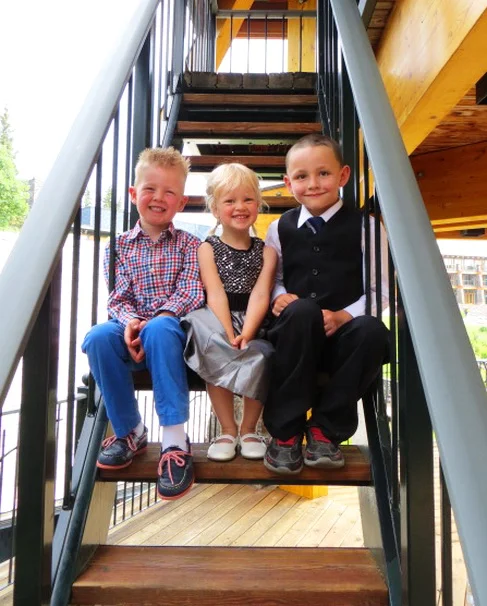 Kids on stairs.jpg