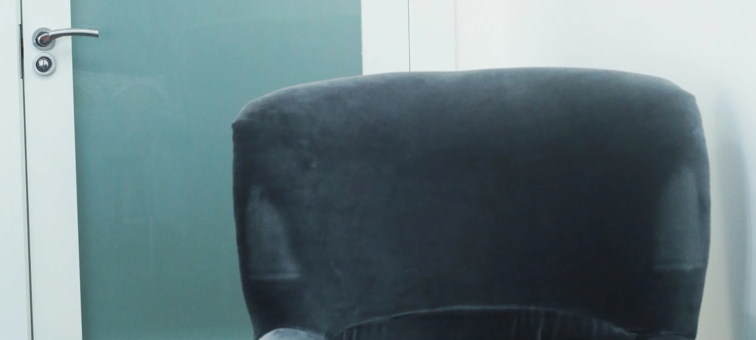 waiting room 5.jpg