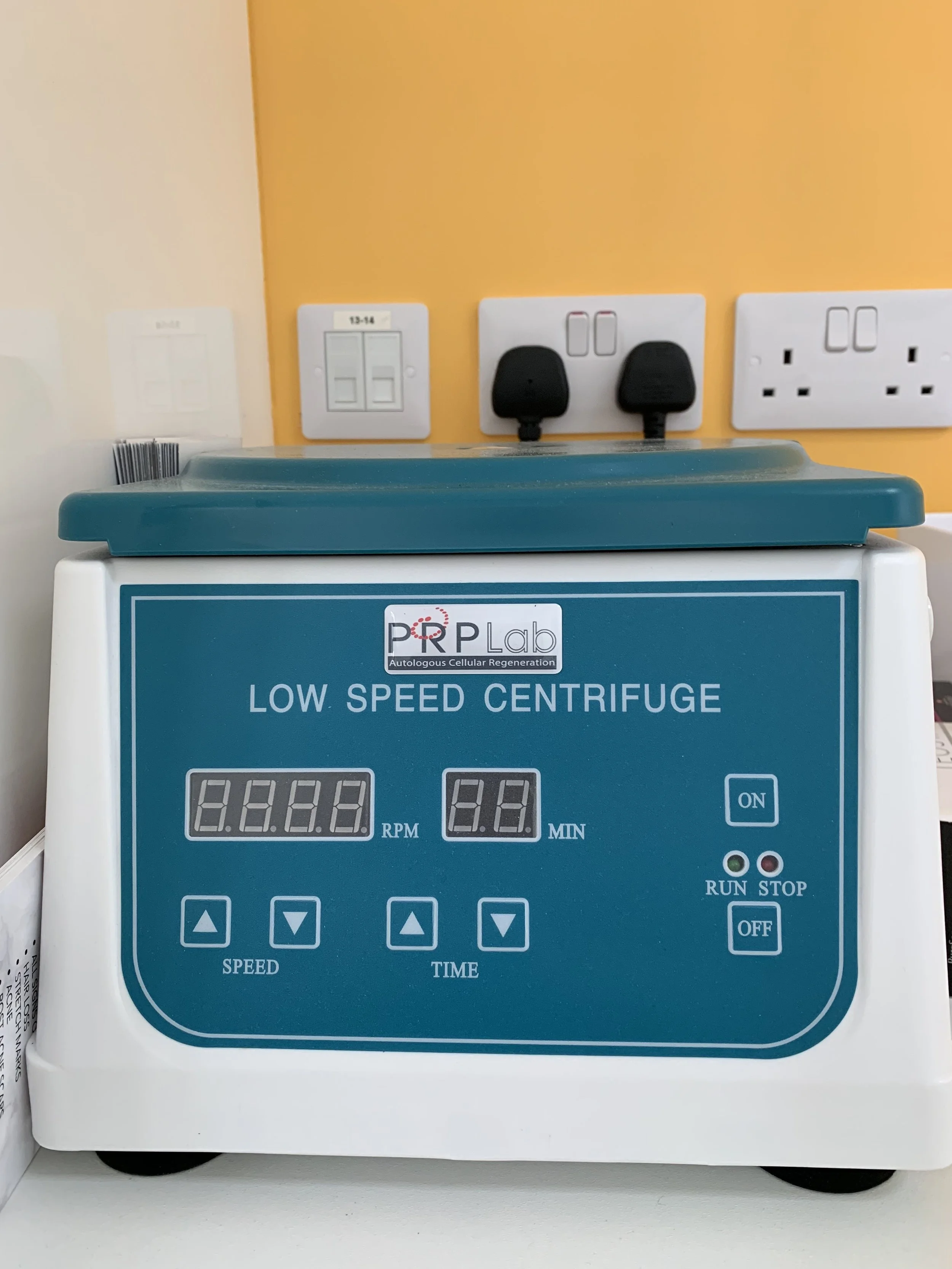 Elanamie Clinic Low Speed Centrifuge