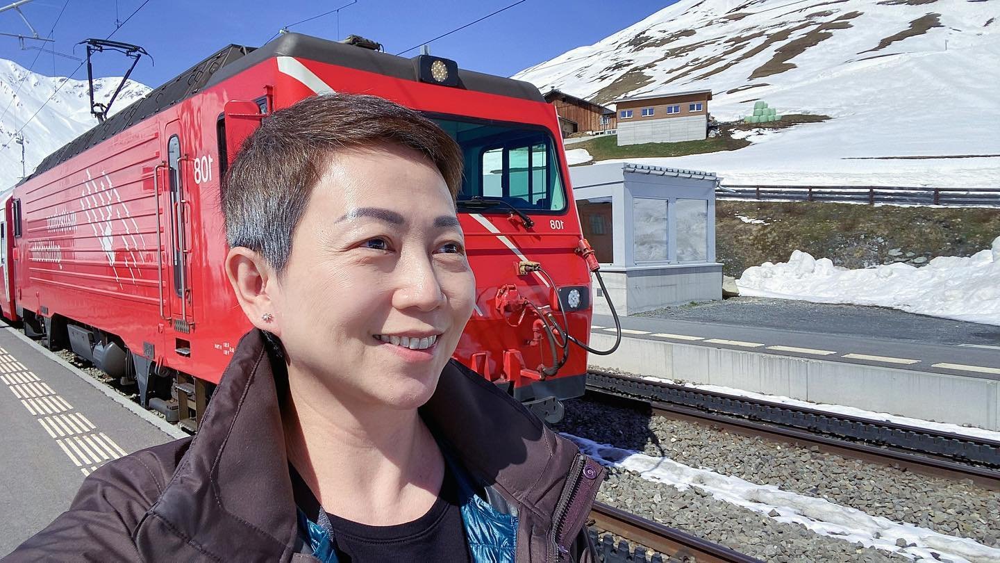 Zurich - Chur - Zermatt
Epic journey on the Glacier Express ended with a clear view of Matterhorn.

#bucketlisttravel #epicjourney #glacierexpress #mountains #travelbytrain