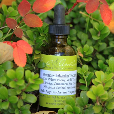 Hormone Balancing 2 ounces - Ingredients: Dang Gui, White Peony, Wild Yam, Vitex, Gou Qi berries, Cinnamon, Mu Dan, water, 50% grain alcohol and local Honey (Buena Vista, CO).