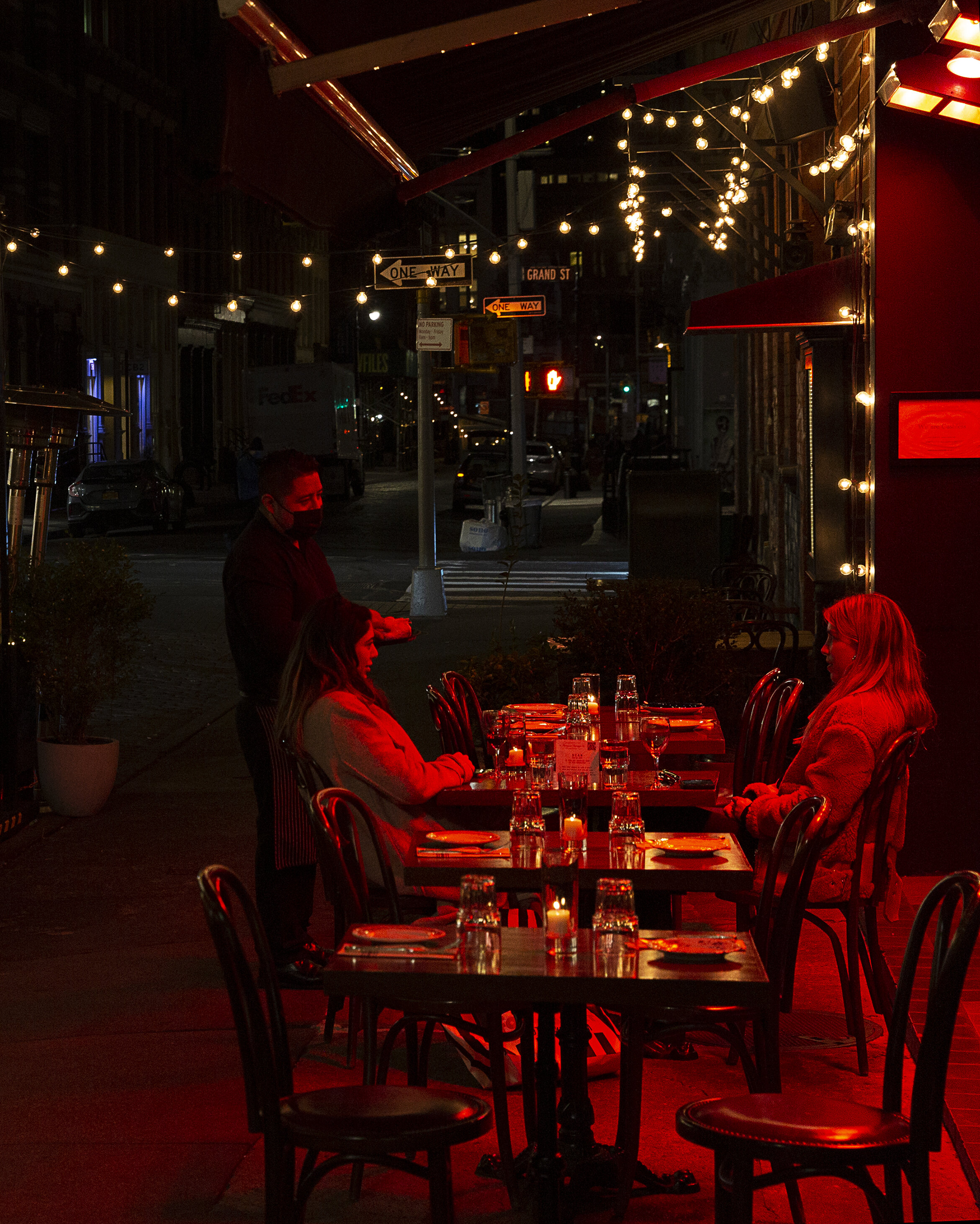  Outdoor dining in Manhattan  December, 2020 