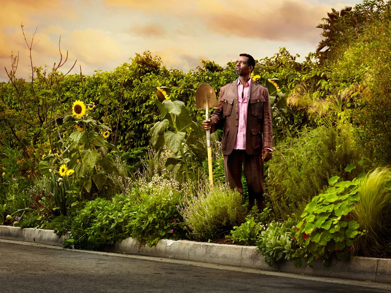 Curbside Dirt & Humans like Ron Finley