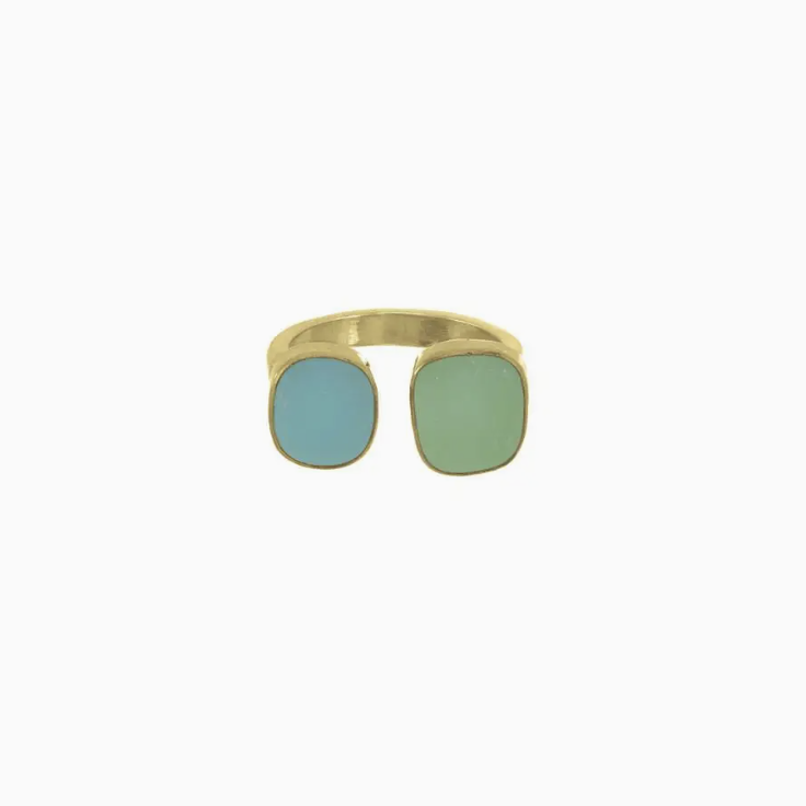 Catherine Weitzman seaglass ring.png