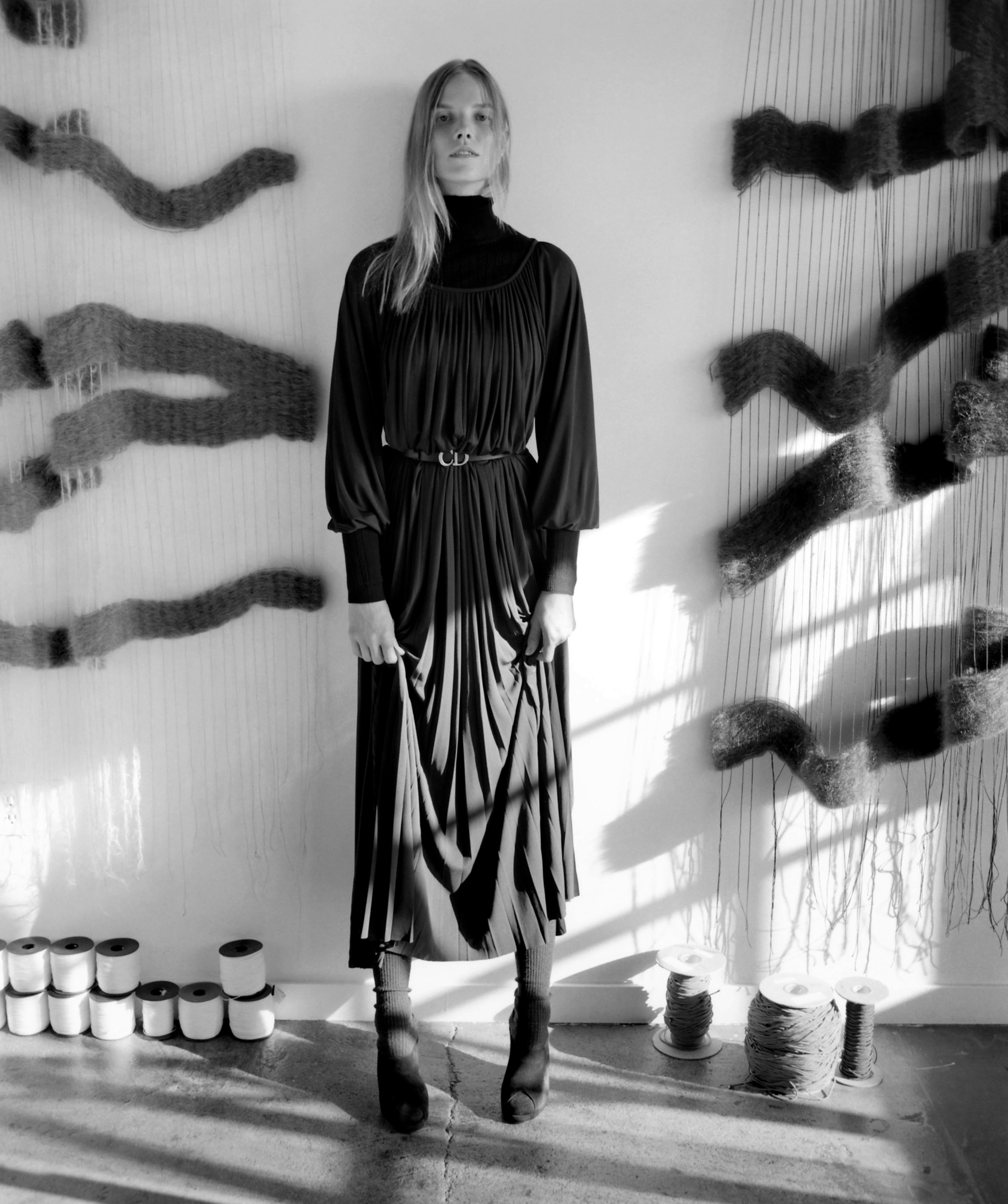 ZOE-GHERTNER-DIOR-MAGAZINE-27-04.jpg