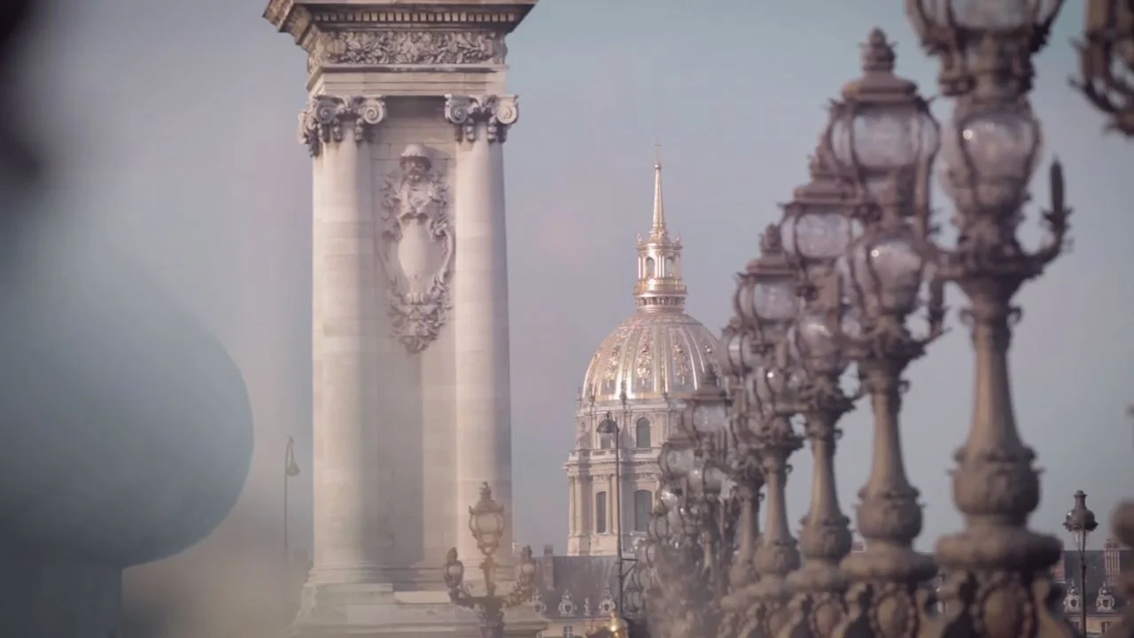 City Guide Louis Vuitton - Paris-HD.jpg