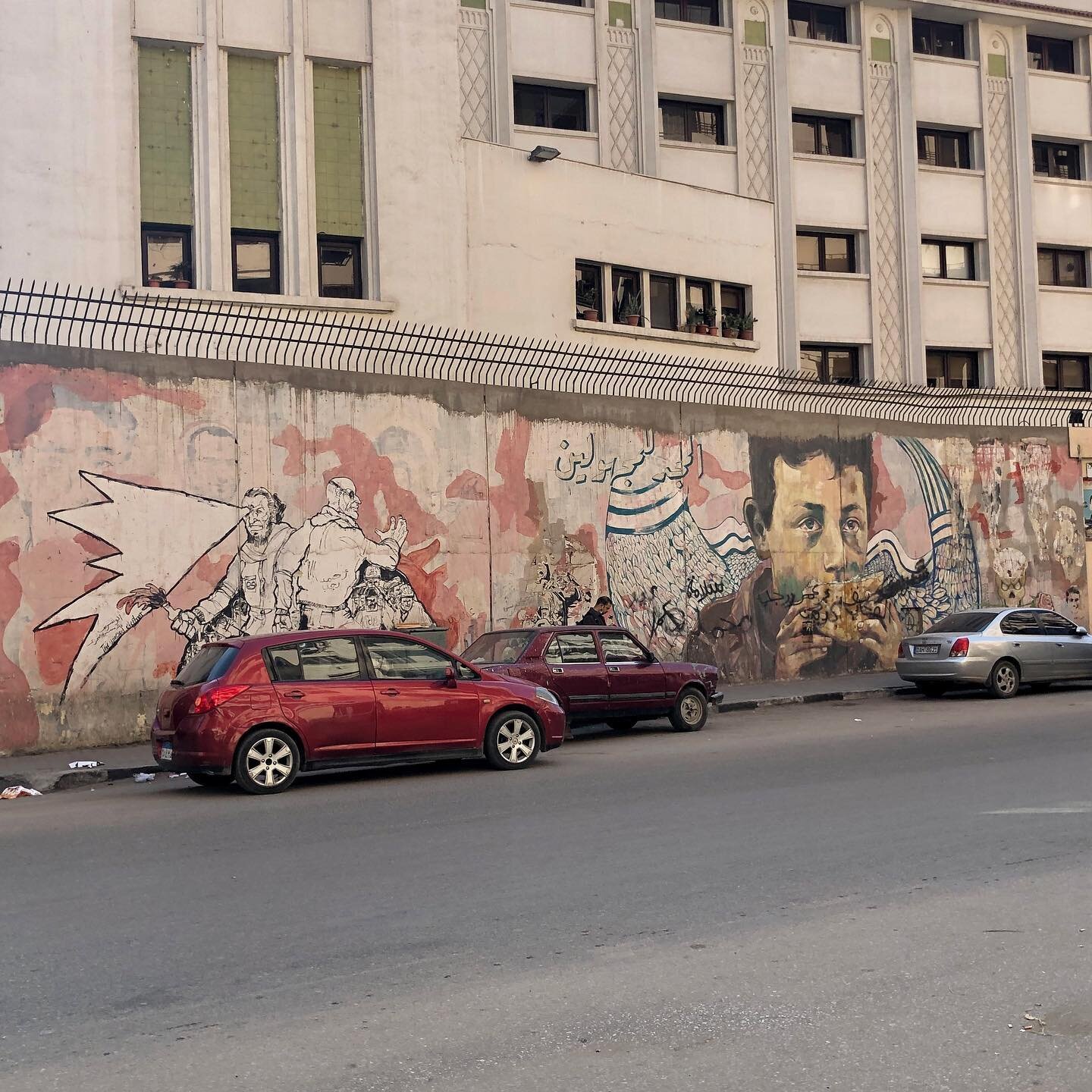 A few sights from our downtown Cairo food tour today. Unfortunately I missed taking pics of a lot of GOOD food, but at least I now have a much greater appreciation for the culture of Egyptian food AND I can now say I&rsquo;ve eaten cow brains. 😬✔️Al