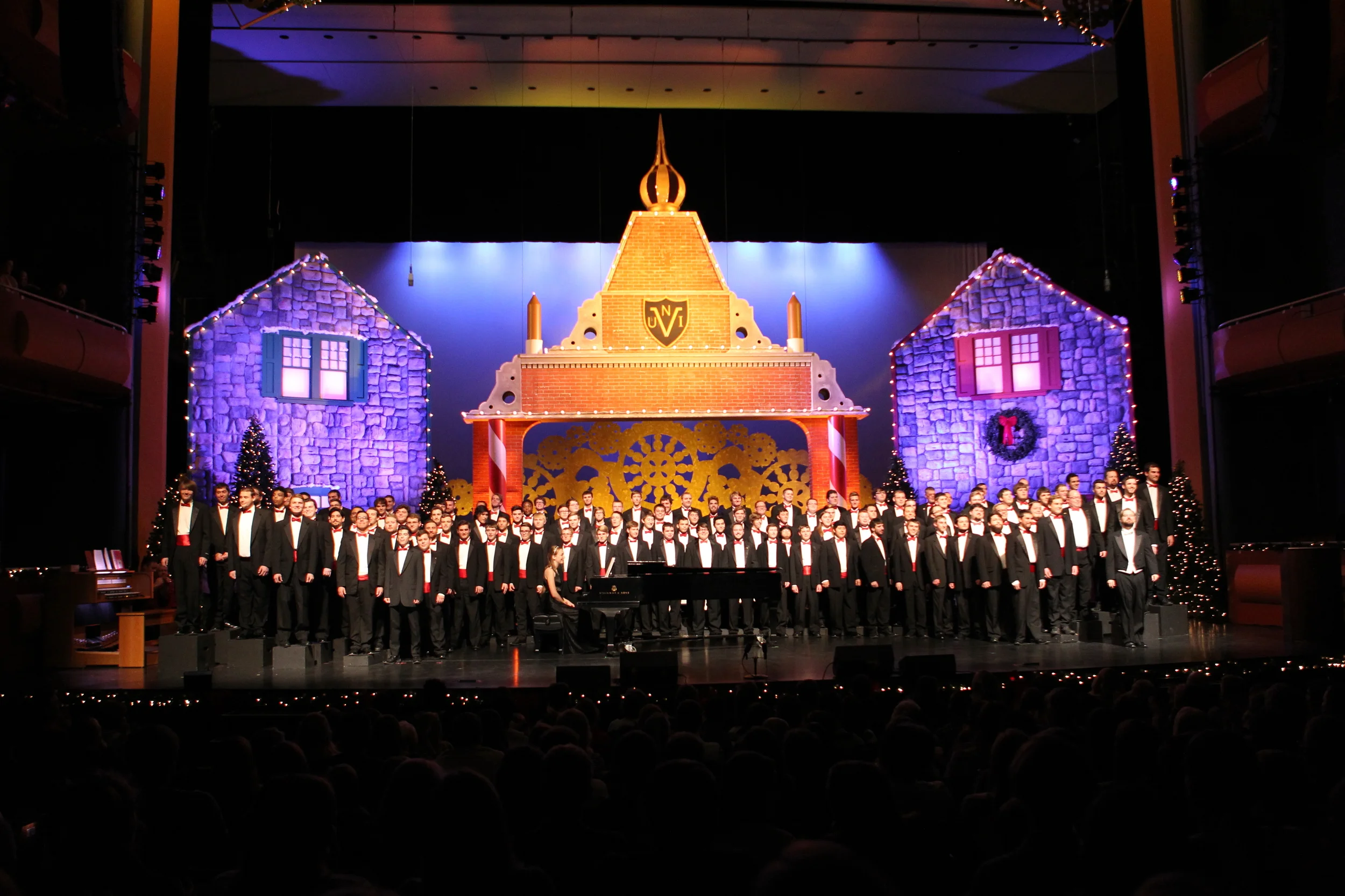 Glee Club Christmas Variety Show (Friday Night)