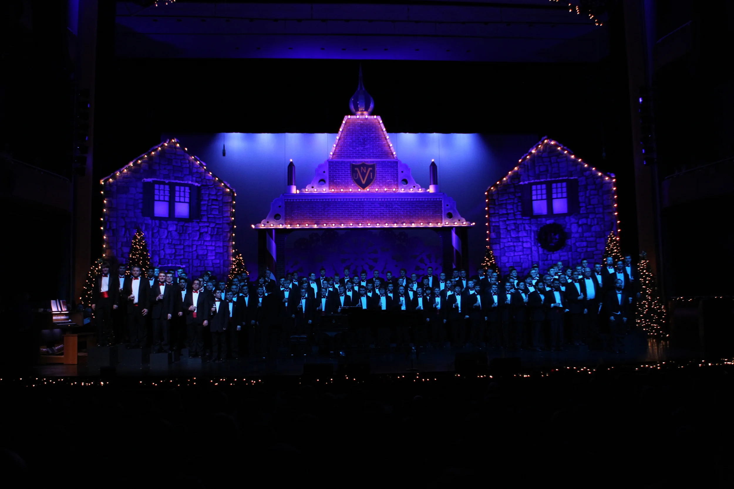 Glee Club Christmas Variety Show (Saturday Night)