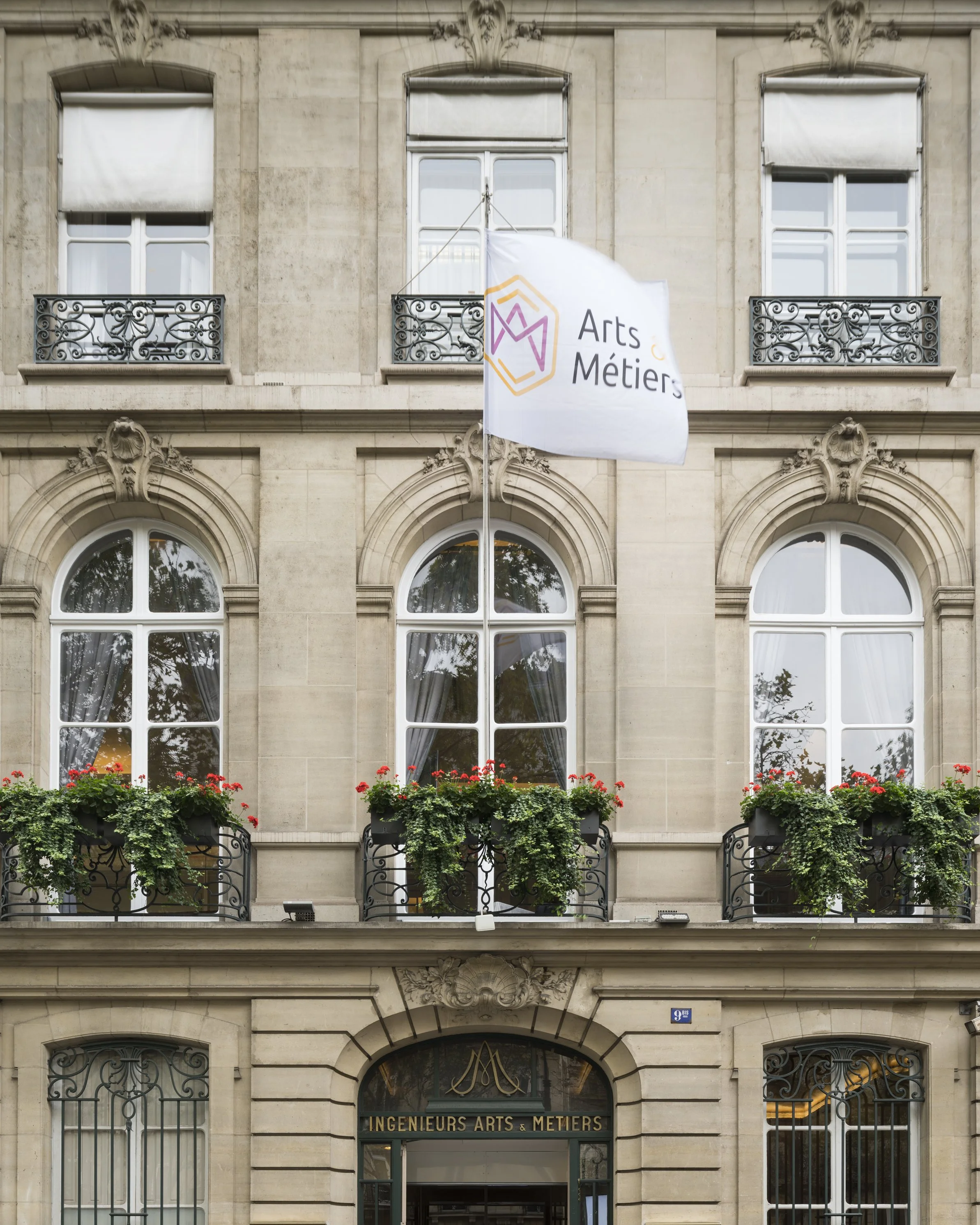 Arts & Métiers