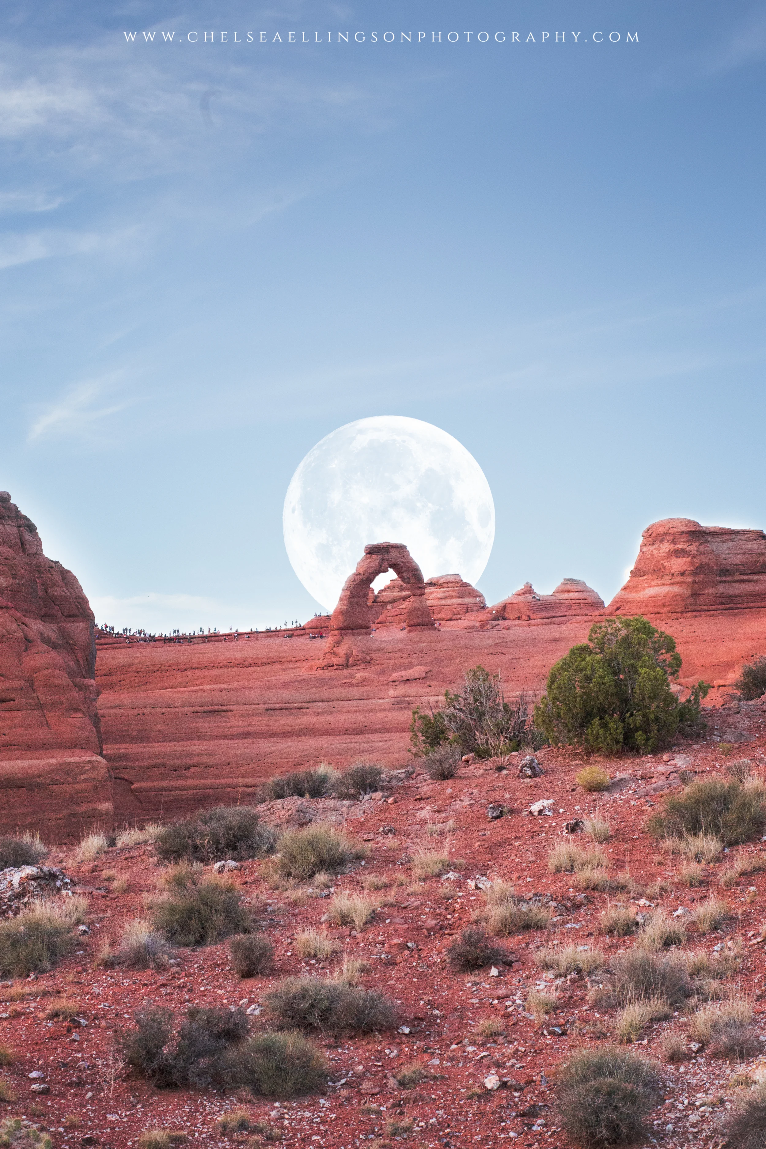 NOTE!!! The moon in this shot is FAKE, this is not the real super moon, but it does represent the epic shot I thought I'd be getting last night...