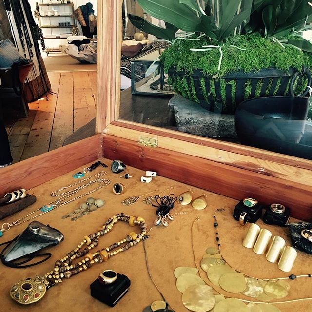 HAMPTONS TRUNK SHOW today @urbanzen 11 am to 5 pm #friendshiplaughtercreativity