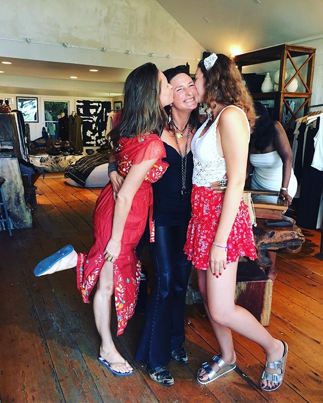 Showered with love by my friend of  two decades @annedecarbuccia - check out her amazing work - at my show @urbanzen ...the show goes on today in case you missed yesterday #friendshiplaughtercreativity