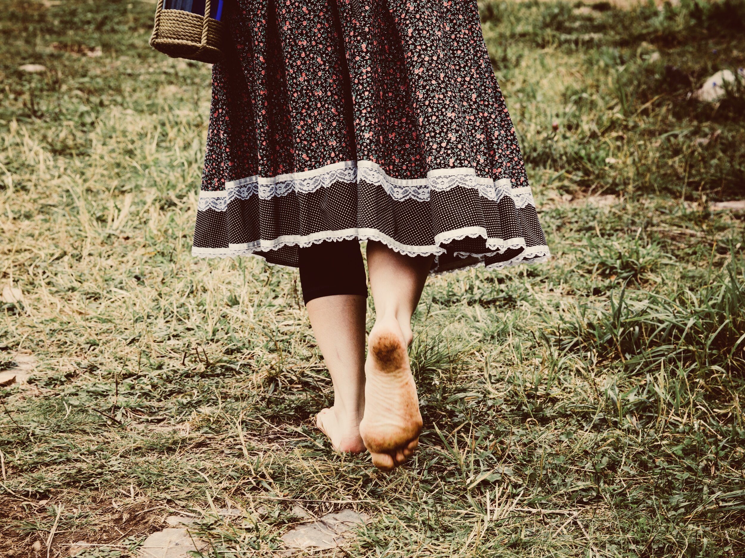 Alexandra Martin barefootandbreathing