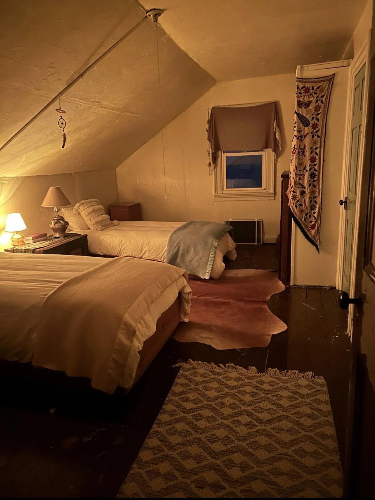 C889A4B9-111B-4EED-991B-816F484BC674