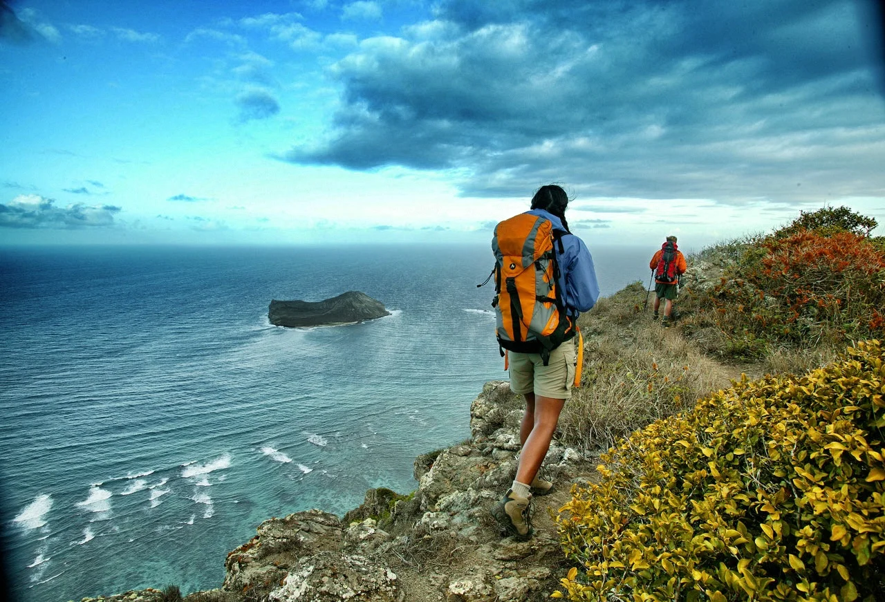Ridge-hike-away-h.jpg