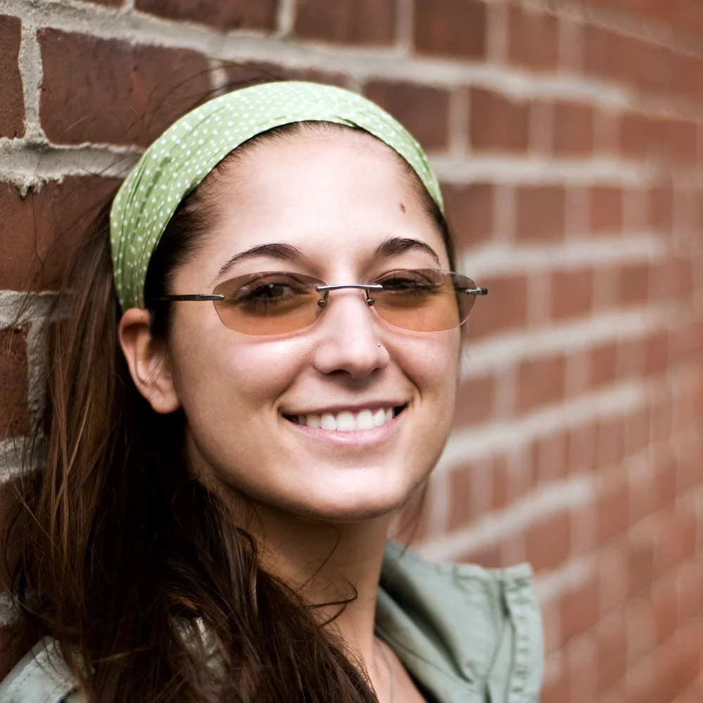 Heather_on_Brick_Square_color.jpg