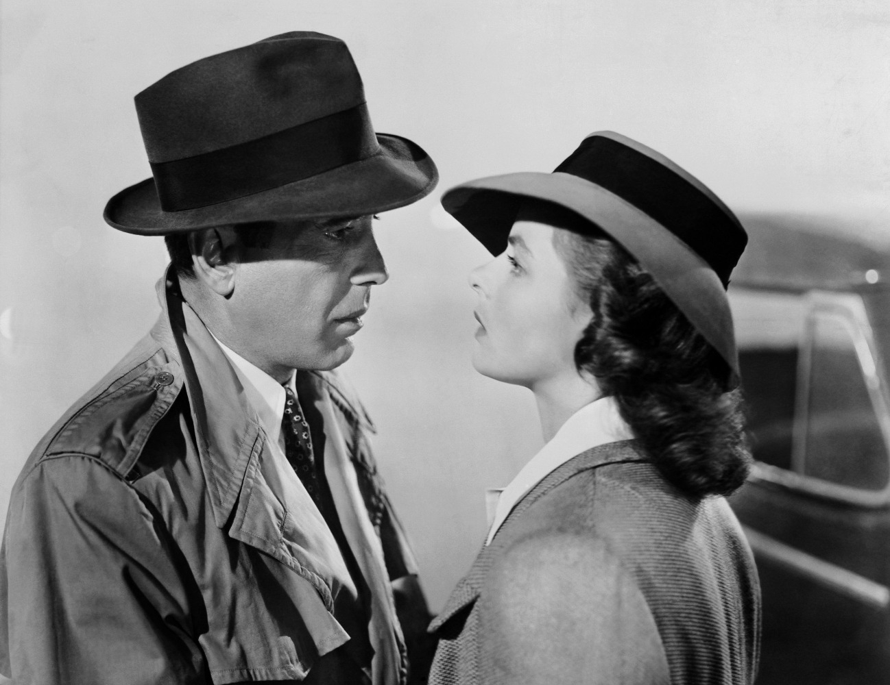 casablanca-4-f97d685beb849955d8aee3ab42546931.jpeg