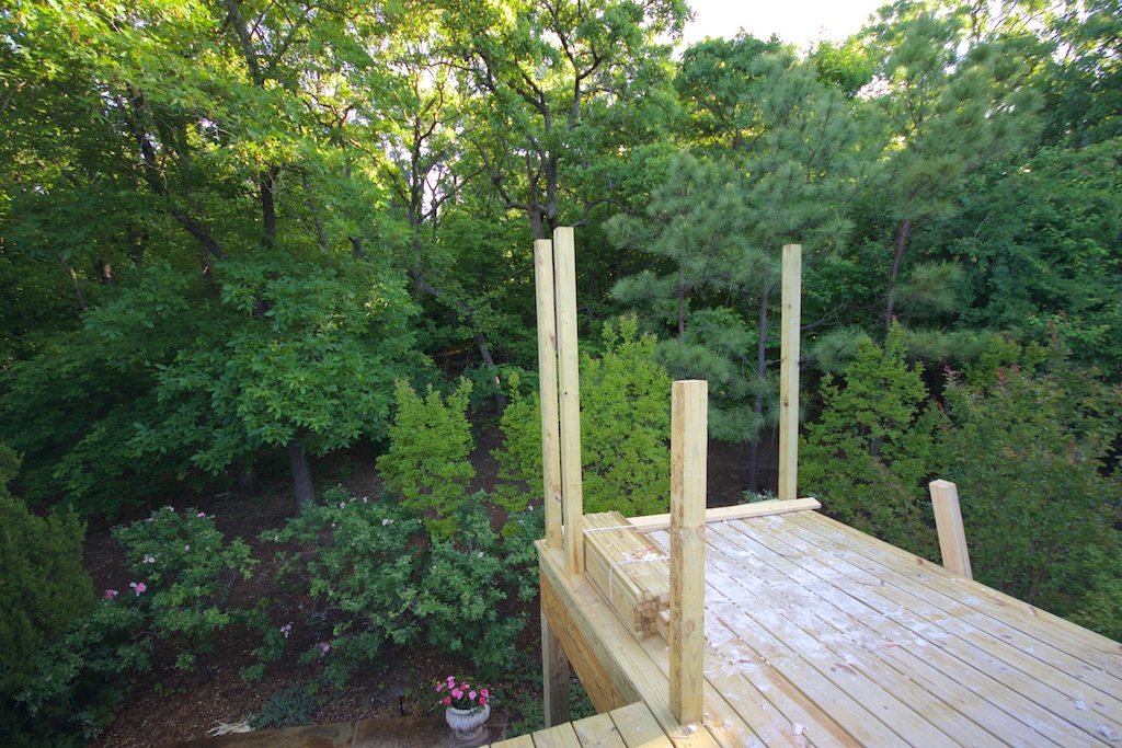 And this looks out onto the east end of the deck. My wide-angle lens distorts things a bit, but this end of the deck is approx. 8' x 7'. 