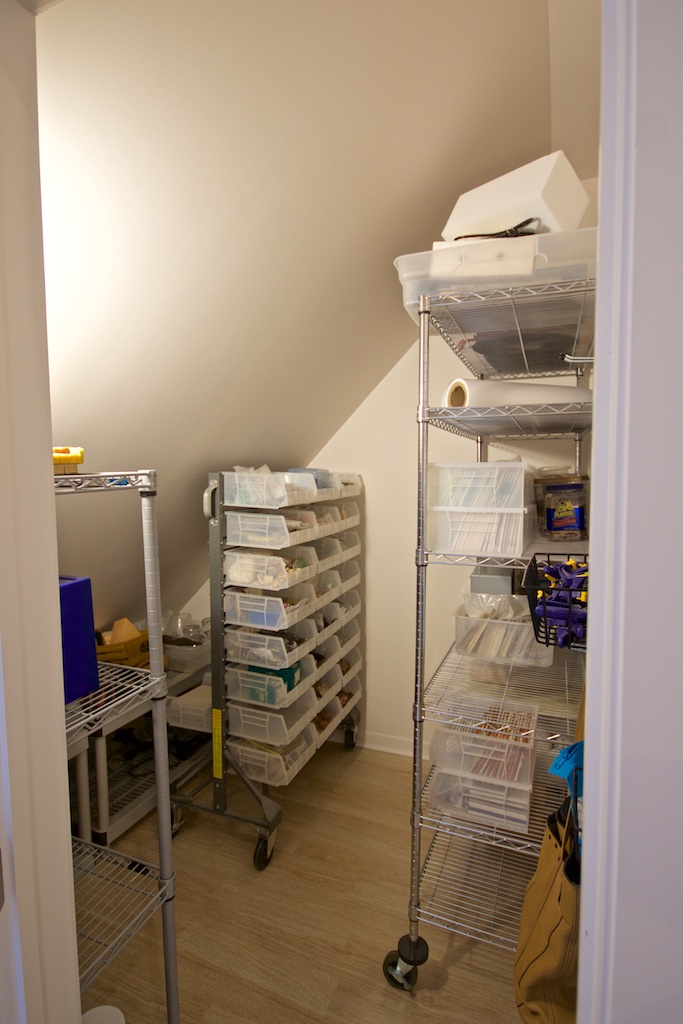  Great closet to the right of window.&nbsp;Ceramic, misc. stuff, stained glass, substrates, saws and some tools. 