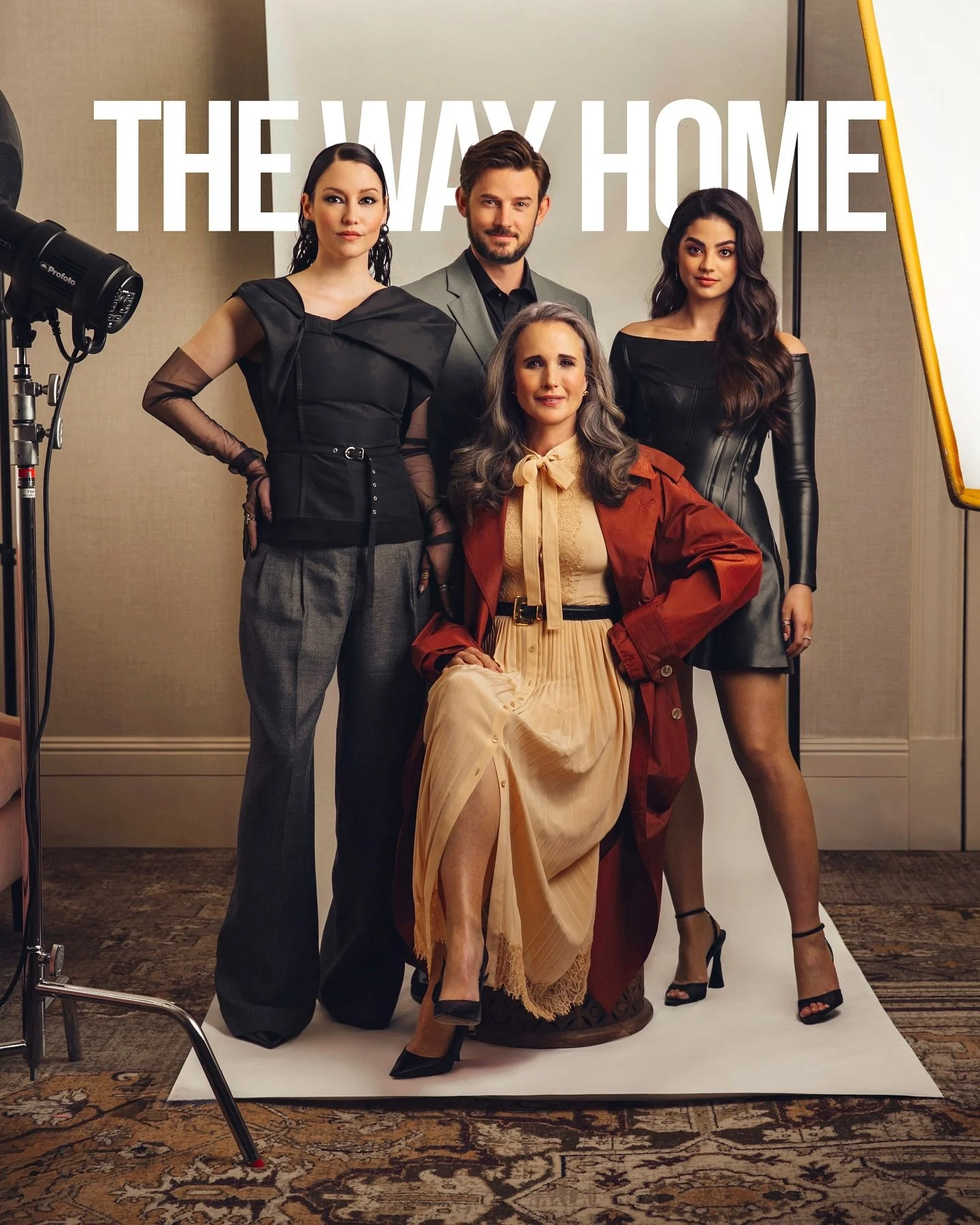 I photographed the cast of @thewayhomehallmarkchannel &hearts;️ #AndieMacdowell @chy_leigh @evanmwilliams @sadie_snow 

#thewayhome #thewayhomehallmarkchannel #thehallmarkchannel #hallmark #thehallmark #chylerleigh #31philliplim #philliplim #theaster