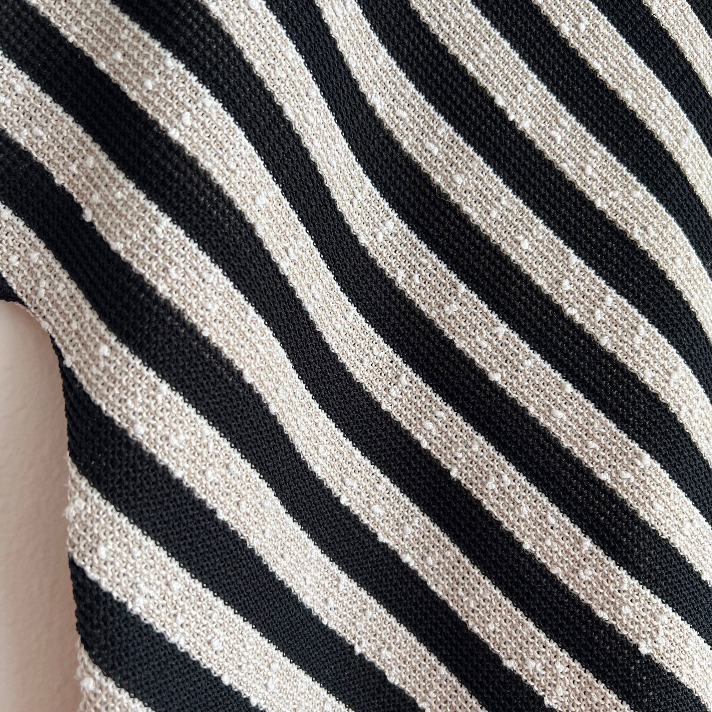 EE7F8C3D-D813-4D5E-B8CF-03FAAC17EF92