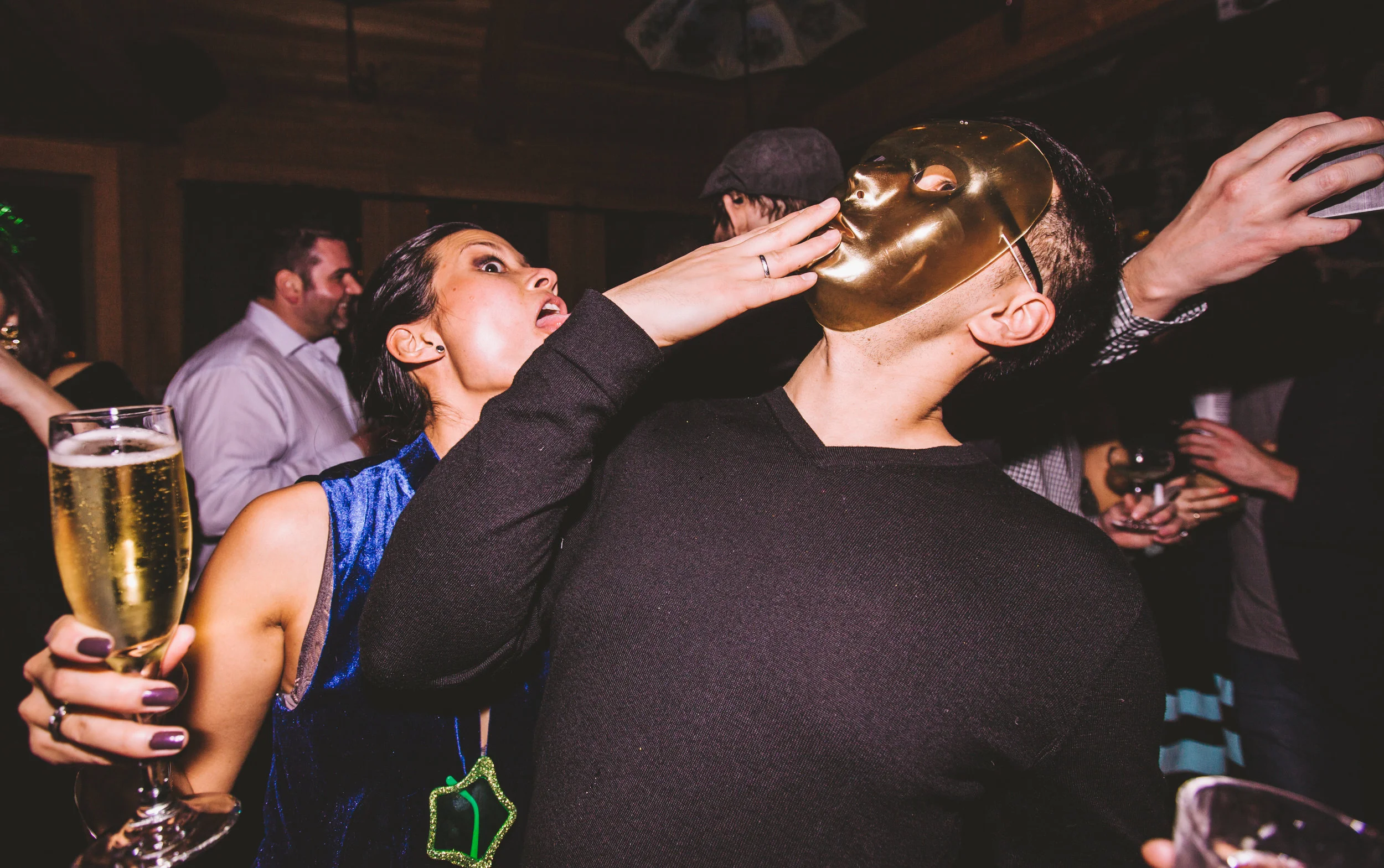 drake-devonshire-nye-2017_32039935856_o.jpg