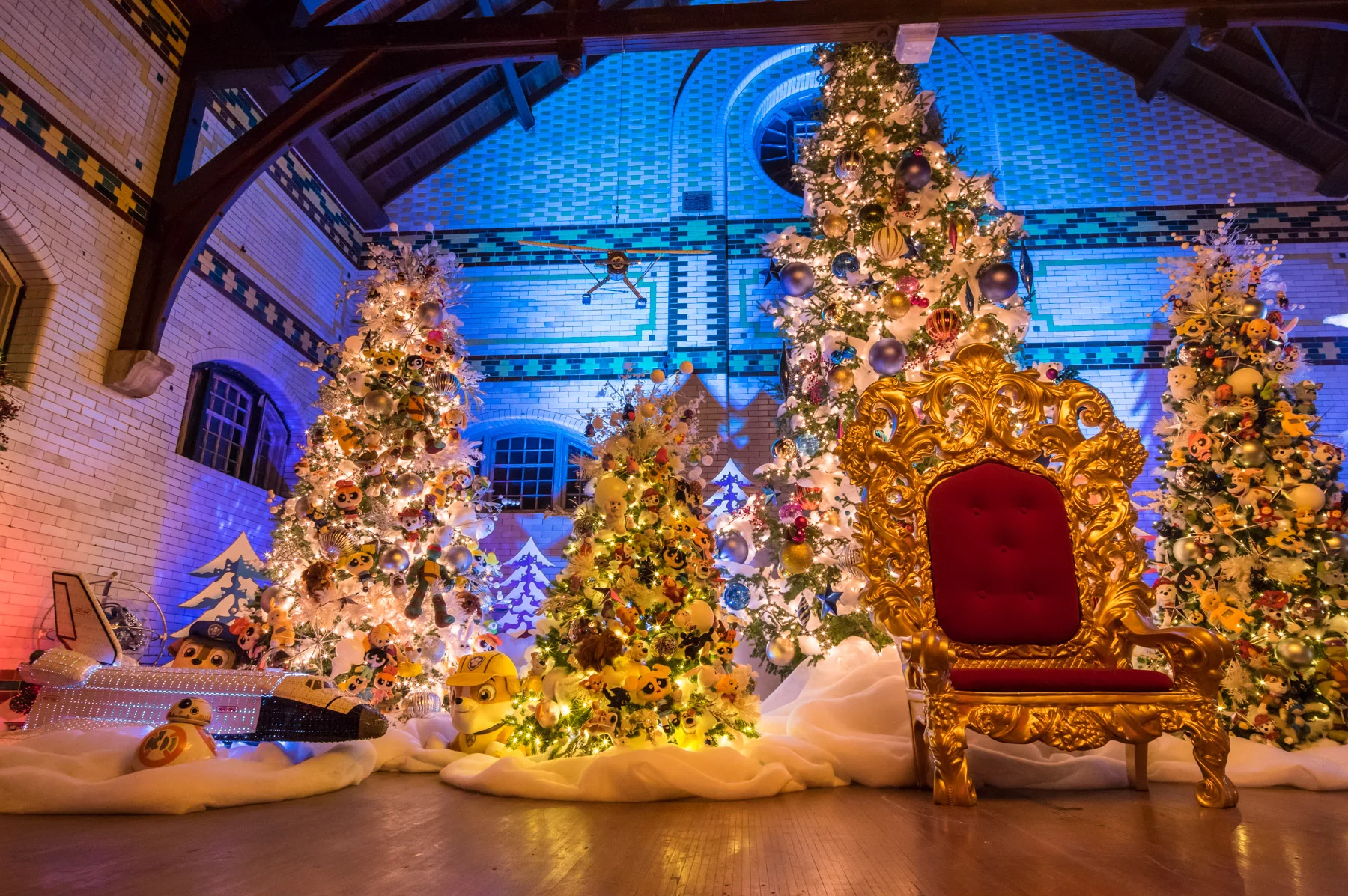 Spin 2017 Holiday Party - 016.jpg