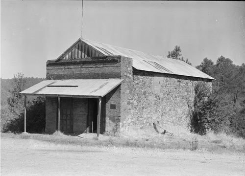 The preserved Stewart’s Store in 1945.