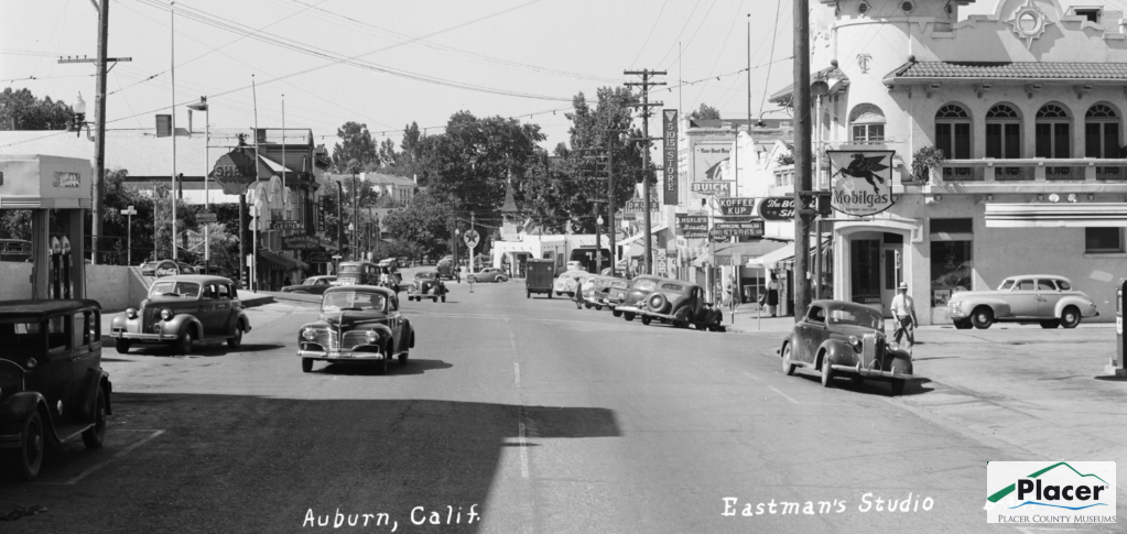 Looking down High Street, Auburn, 1945