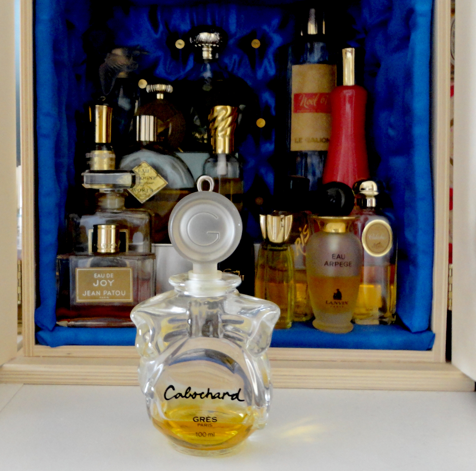 Perfumes 4.jpg