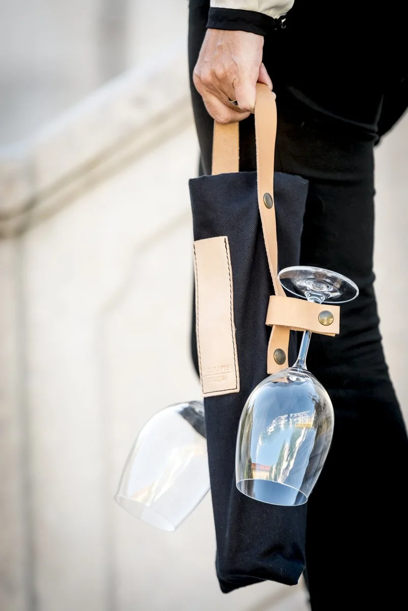 tomaz design wine tote bag cheers_black_3.jpg